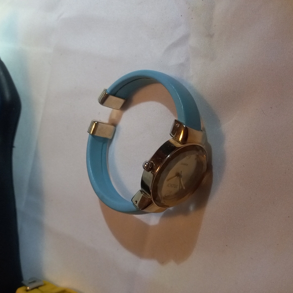 Ladies Studio watch - Picture 3 of 3